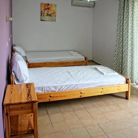 Casa de hóspedes Omiros 4*