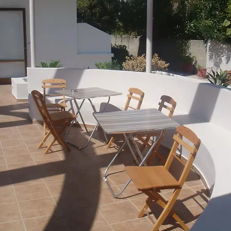 Casa de hóspedes Omiros 4*