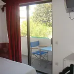 بيت ضيافة Omiros 4*