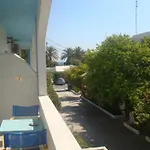 Omiros بيت ضيافة 4*