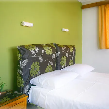 Omiros Фалираки