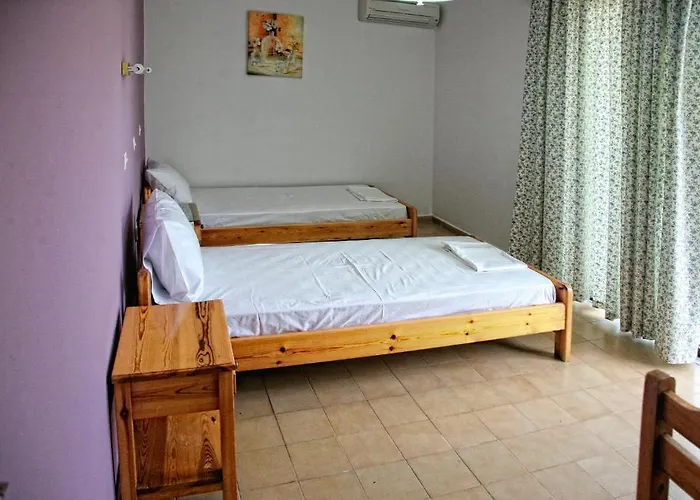 Casa de hóspedes Omiros 4*