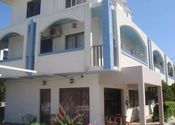 Casa de hóspedes Omiros