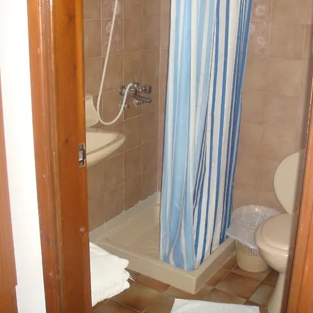 Omiros Guest house